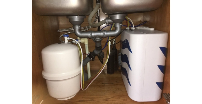 Hướng dẫn cách xả air máy lọc nước tại nhà đơn giản nhất