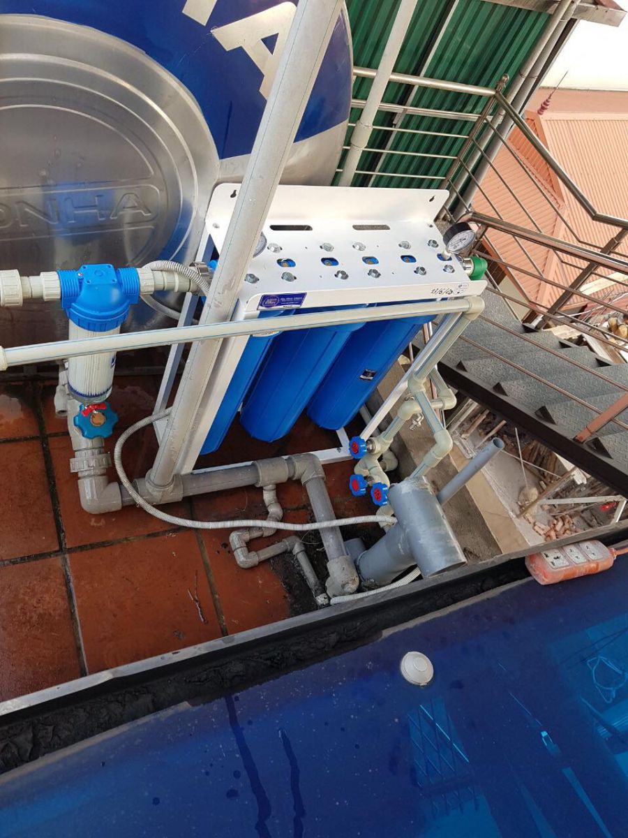 Máy lọc nước phèn là thiết bị lọc nước đầu vào nhiễm phèn đảm bảo nước đầu ra sạch đạt chuẩn 