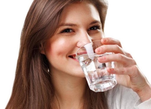 Nước đóng vai trò quan trọng với hoạt động của hệ tiêu hóa trong cơ thể