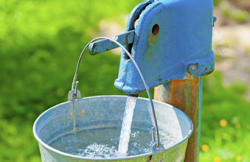 Máy lọc nước giếng khoan công nghiệp là thiết bị lọc nước giếng khoan đầu vào, cho nước đầu ra sạch, an toàn với sức khỏe